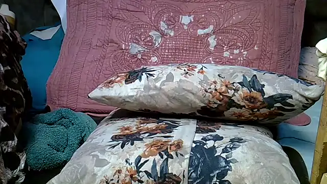 juicy candy1999 online show from April 2026 02:12:02 AM