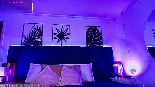 Tifanny grey online show from December 2025 08:03:01 PM