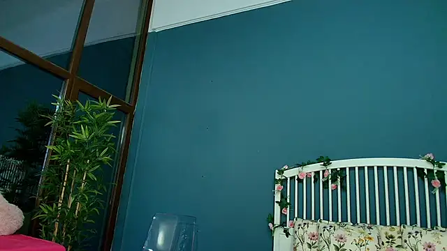 Snapshot of AlicePirs chatting on December 2025 05:08:02 AM AlicePirs online show from December 2025 05:08:02 AM