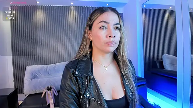 Alessia Taylorr online show from November 2025 12:20:01 PM