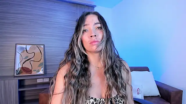 Snapshot of Alessia_Taylorr chatting on March 2025 11:33:01 AM Alessia Taylorr online show from March 2025 11:33:01 AM
