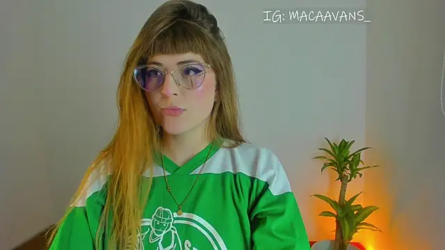 Snapshot of tekila__ chatting on February 2026 12:33:01 AM tekila online show from February 2026 12:33:01 AM