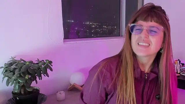 Snapshot of tekila__ chatting on April 2026 12:27:01 AM tekila online show from April 2026 12:27:01 AM