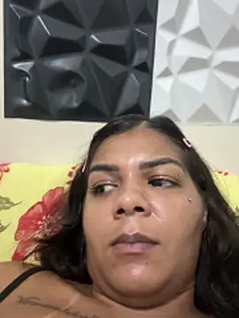 Indiazinhax online show from February 2026 02:40:02 AM