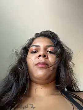 Indiazinhax online show from April 2026 11:27:01 AM