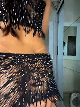 Indiazinhax online show from November 2025 10:48:01 AM