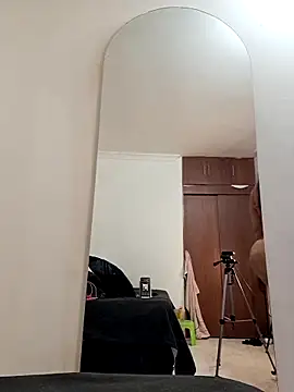 katherineFostel online show from February 2026 07:44:01 PM