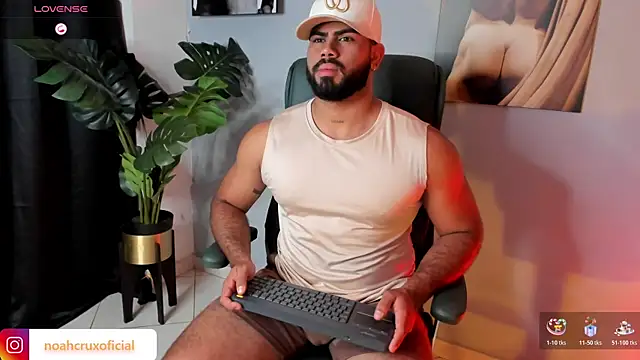 noah crux online show from December 2025 08:52:01 PM