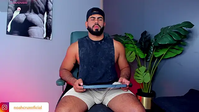 noah crux online show from February 2026 07:56:01 PM