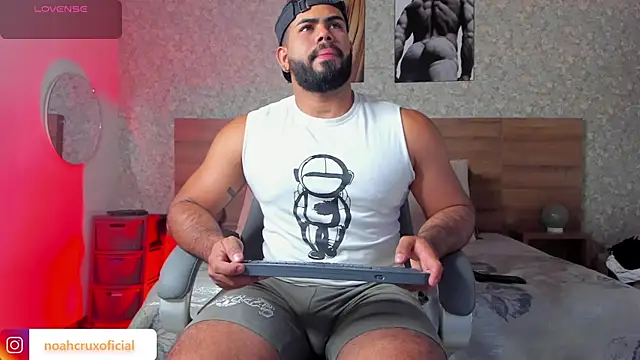 noah crux online show from September 2025 08:14:01 PM
