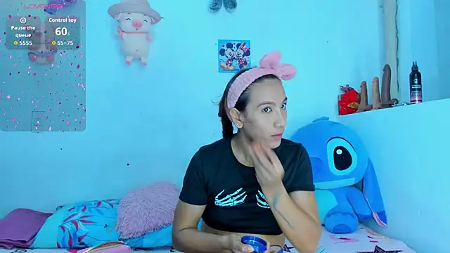Valeria Fitness online show from June 2026 07:03:01 AM