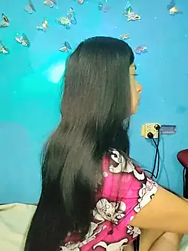 Snapshot of evelyn_prince1 chatting on July 2026 09:43:01 AM evelyn prince1 online show from July 2026 09:43:01 AM
