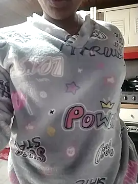 Snapshot of Camille_rose_ chatting on September 2025 03:19:02 PM Camille rose online show from September 2025 03:19:02 PM