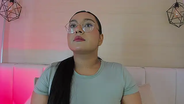 ellamontoya online show from January 2026 12:31:02 PM