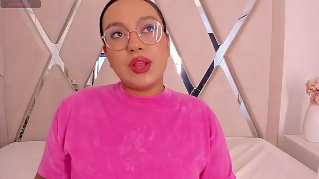 ellamontoya online show from February 2026 12:16:02 PM