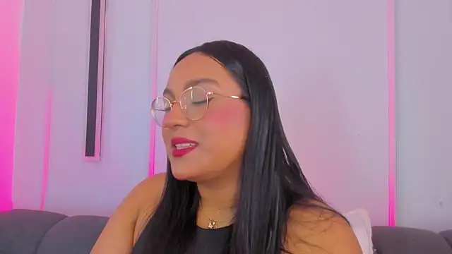 Snapshot of ellamontoya chatting on December 2025 12:37:01 PM ellamontoya online show from December 2025 12:37:01 PM