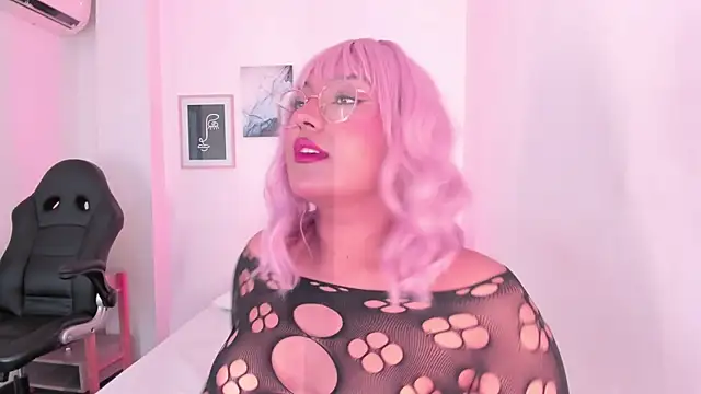 ellamontoya online show from December 2025 12:27:02 PM