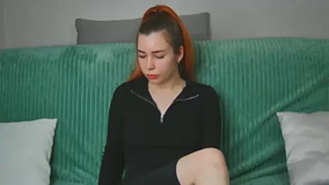 ElllaNuar online show from March 2026 07:30:01 AM