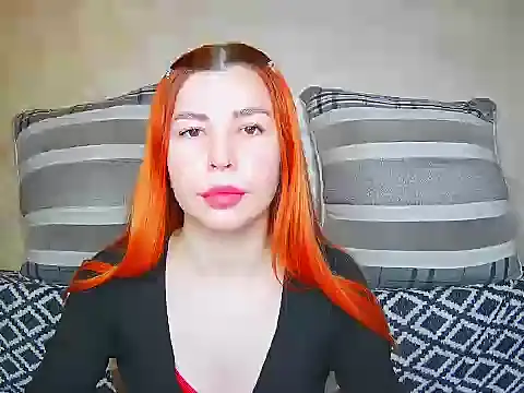 Snapshot of ElllaNuar chatting on October 2025 03:27:02 AM ElllaNuar online show from October 2025 03:27:02 AM