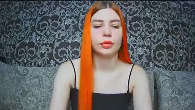 ElllaNuar online show from November 2025 02:05:02 AM