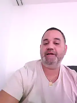 Snapshot of your_man85 chatting on February 2025 09:15:01 PM your man85 online show from February 2025 09:15:01 PM