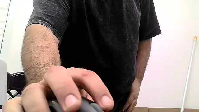 Snapshot of your_man85 chatting on January 2025 08:14:02 PM your man85 online show from January 2025 08:14:02 PM