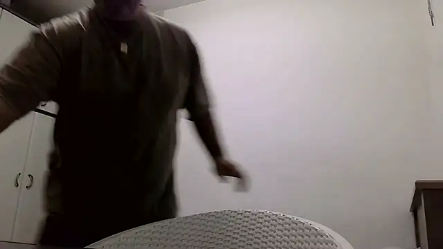 Snapshot of your_man85 chatting on December 2024 06:18:02 PM your man85 online show from December 2024 06:18:02 PM