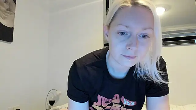 BetterThanYourEx69 online show from January 2025 03:45:01 PM