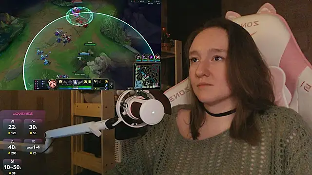 MoonlishSiren online show from March 2026 07:21:01 PM