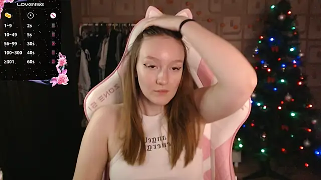 MoonlishSiren online show from December 2024 09:04:02 PM