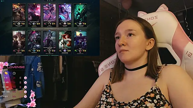 MoonlishSiren online show from January 2026 06:34:01 PM