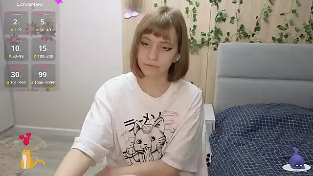 HermioneHHH online show from February 2025 12:00:02 AM