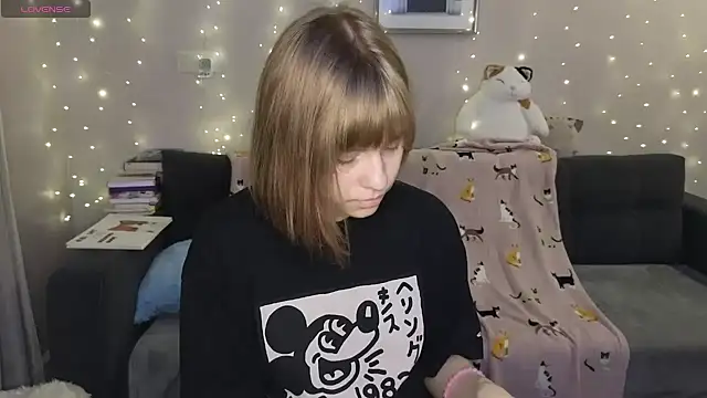 HermioneHHH online show from January 2025 06:02:01 PM