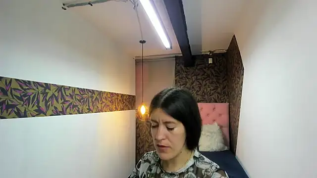 LiaCooper  online show from March 2025 06:05:02 PM