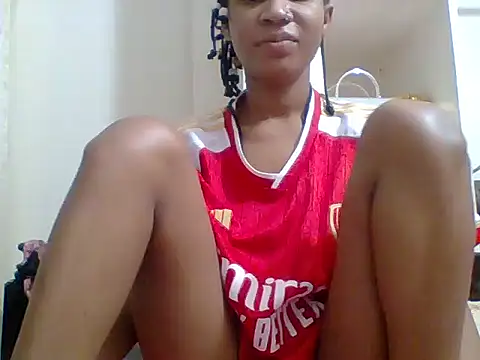 Snapshot of DADDYS_shuga chatting on June 2026 06:57:01 PM DADDYS shuga online show from June 2026 06:57:01 PM
