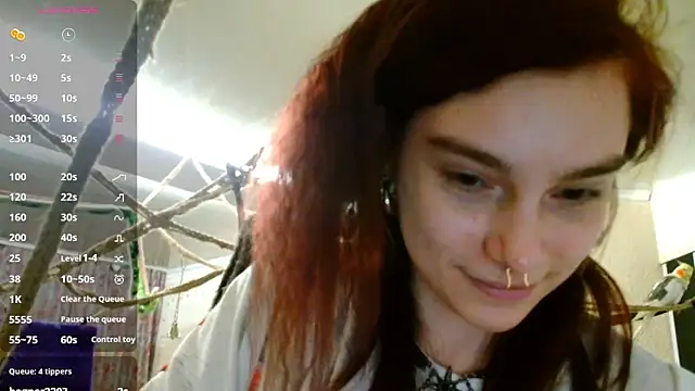Sophie Bell online show from February 2025 06:08:02 PM