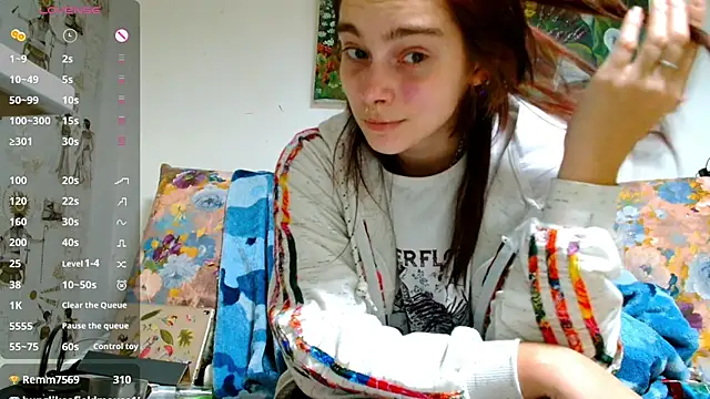 Sophie Bell online show from February 2025 09:56:01 PM