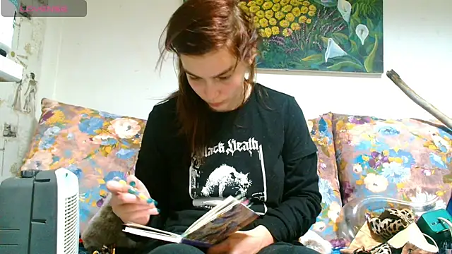 Sophie Bell online show from March 2025 10:38:01 PM