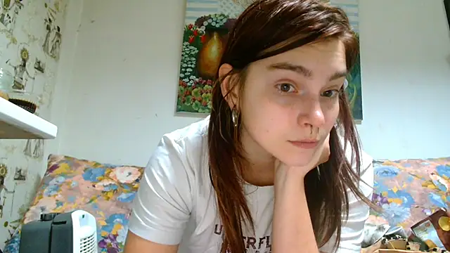 Sophie Bell online show from March 2025 05:33:02 PM