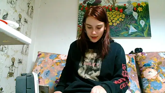 Sophie Bell online show from February 2025 06:04:02 PM