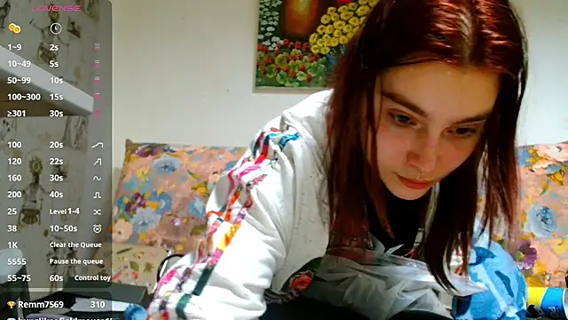 Sophie Bell online show from February 2025 10:22:02 PM