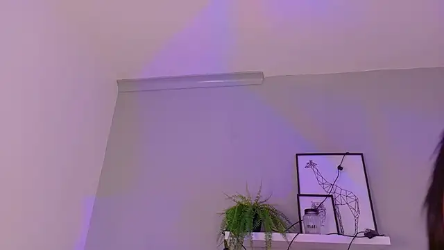 Snapshot of KendalMilleer chatting on September 2025 10:10:01 AM KendalMilleer online show from September 2025 10:10:01 AM