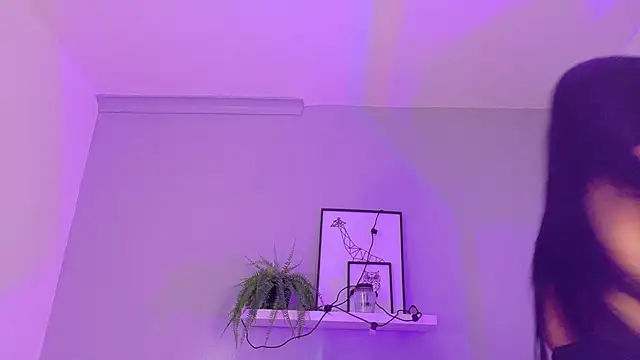 Snapshot of KendalMilleer chatting on October 2025 10:16:01 AM KendalMilleer online show from October 2025 10:16:01 AM