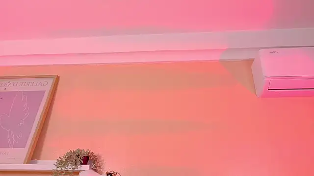 Snapshot of KendalMilleer chatting on March 2026 09:13:01 AM KendalMilleer online show from March 2026 09:13:01 AM