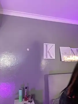 Snapshot of KendalMilleer chatting on June 2026 09:15:01 AM KendalMilleer online show from June 2026 09:15:01 AM