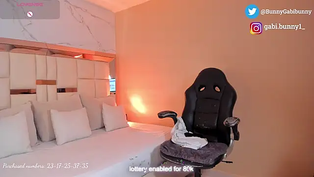 gabi bunny online show from July 2026 11:16:02 PM