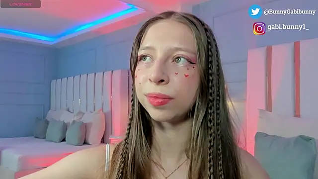 gabi bunny online show from February 2026 05:55:02 PM