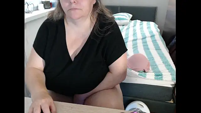 Sweetboobs online show from October 2025 07:49:01 AM