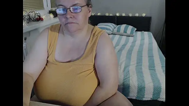 Sweetboobs online show from November 2025 09:30:02 PM