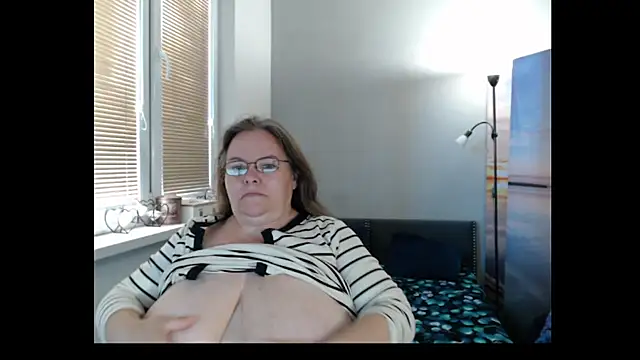 Sweetboobs online show from June 2026 05:01:02 AM